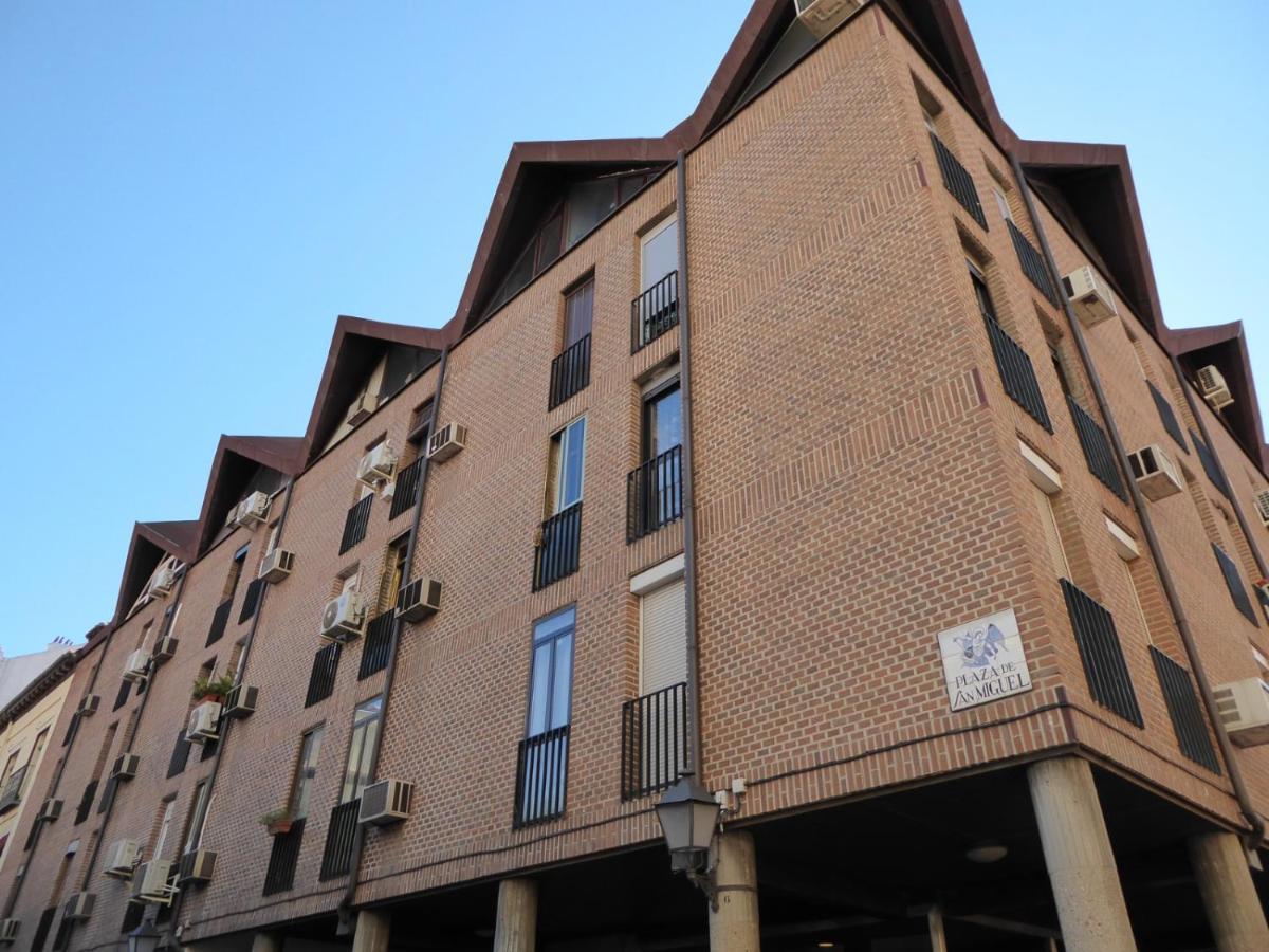 Apartamento En El Mercado De San Miguel Madrid Dış mekan fotoğraf