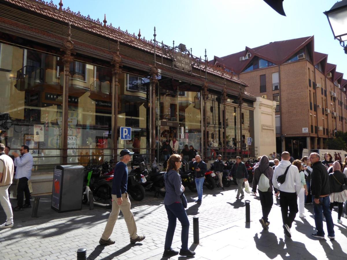 Apartamento En El Mercado De San Miguel Madrid Dış mekan fotoğraf